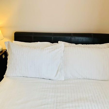 Housefield Stay Bucknall  Экстерьер фото