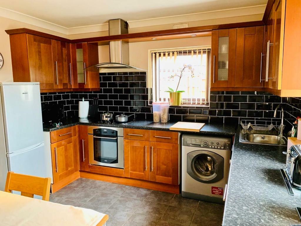 Housefield Stay Bucknall  Экстерьер фото