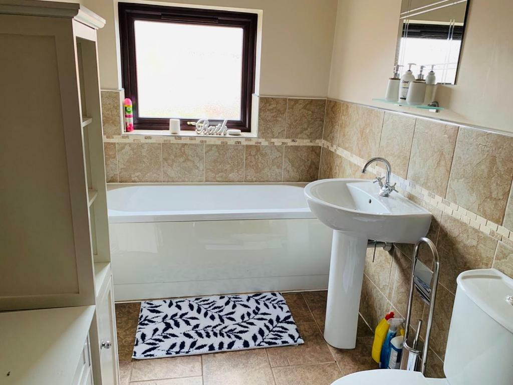 Housefield Stay Bucknall  Экстерьер фото