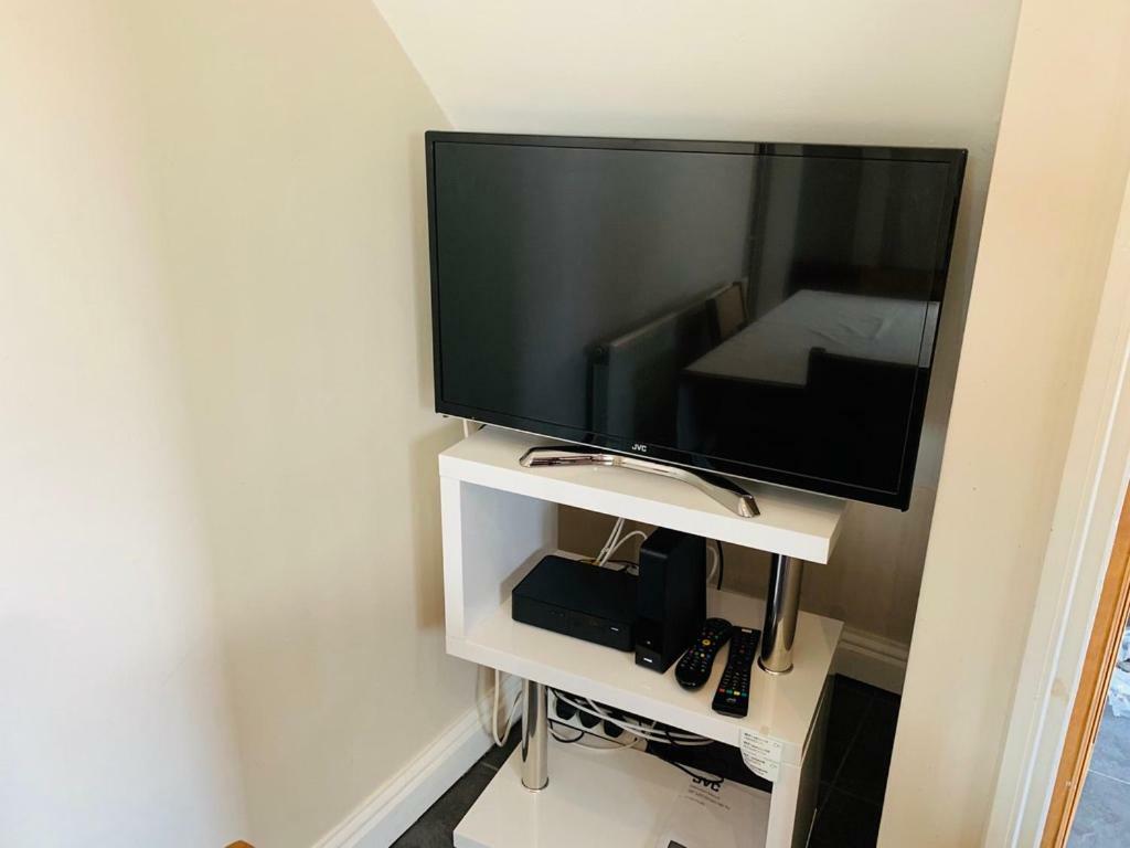 Housefield Stay Bucknall  Экстерьер фото