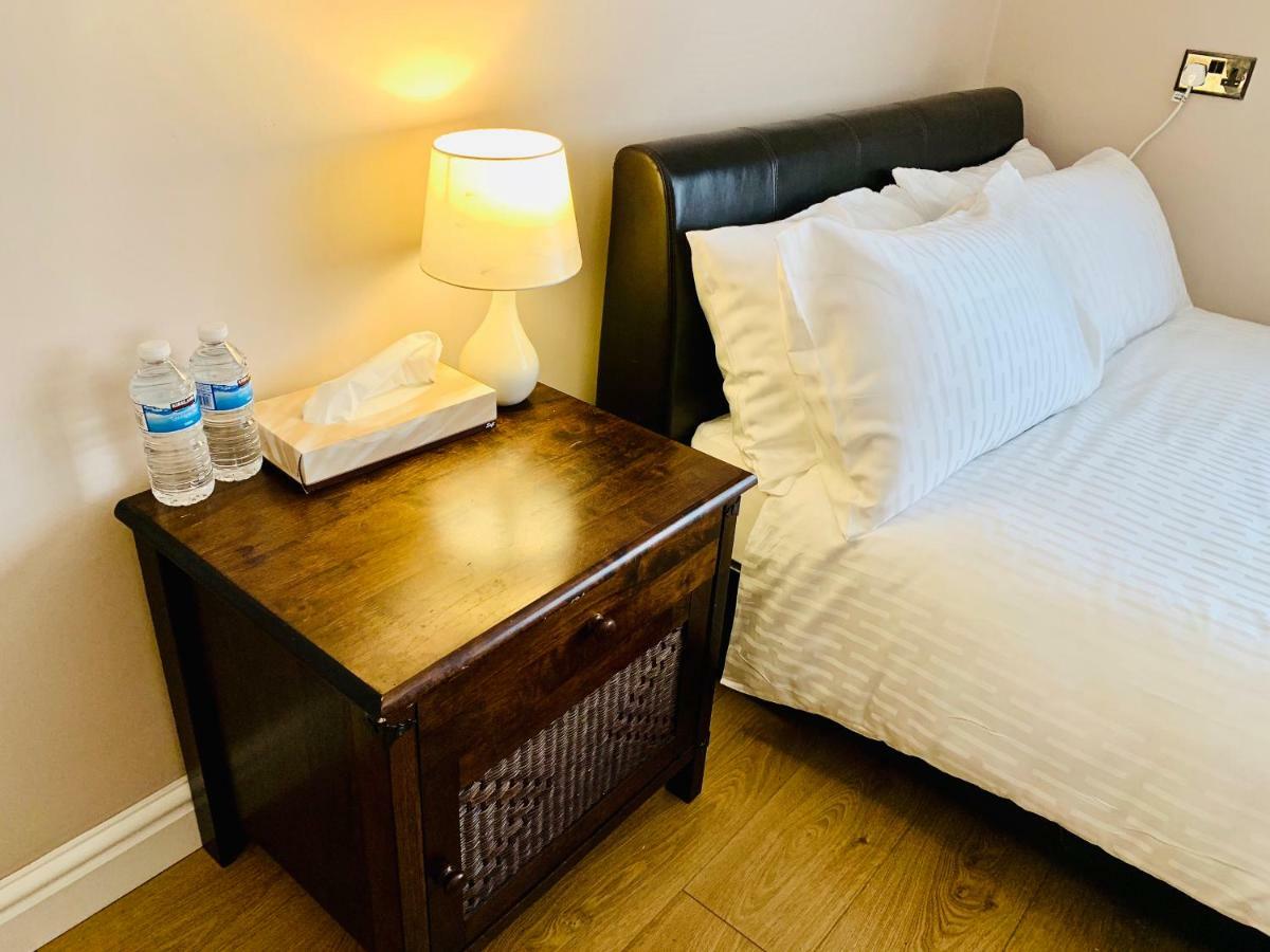 Housefield Stay Bucknall  Экстерьер фото